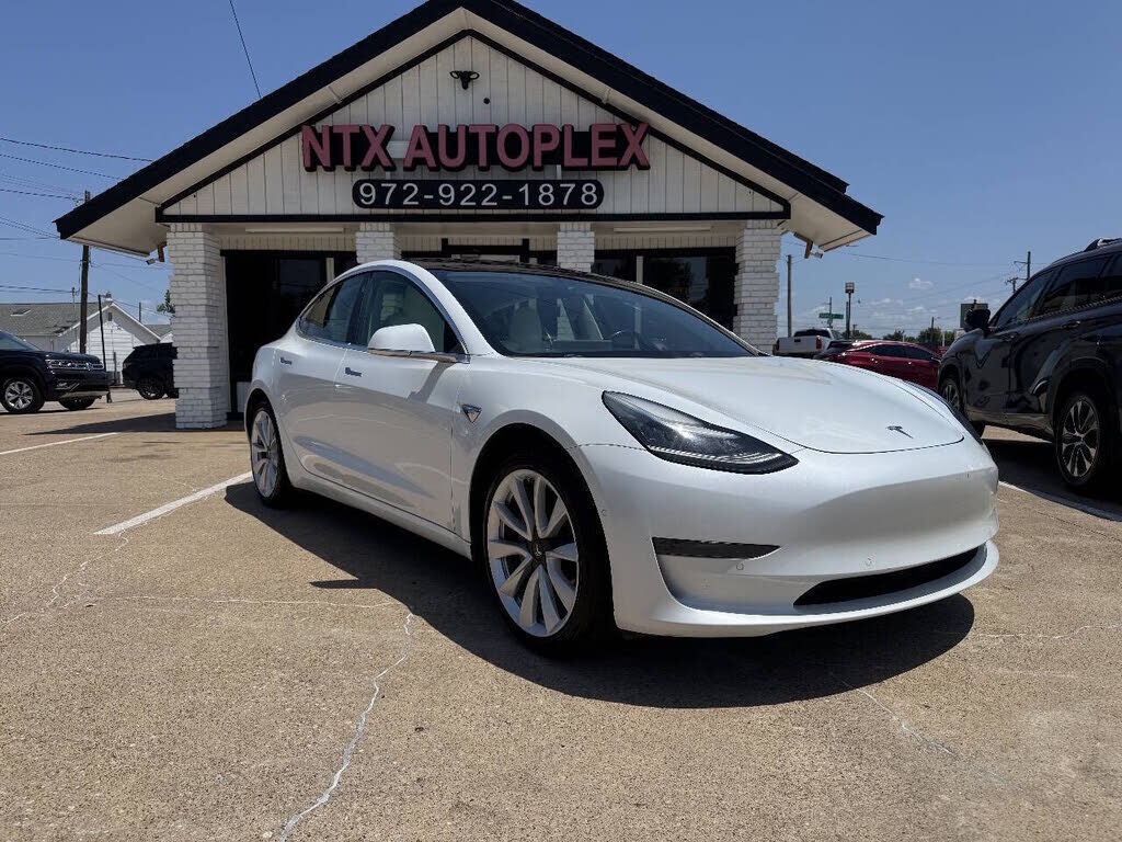 2019 TESLA Model 3
