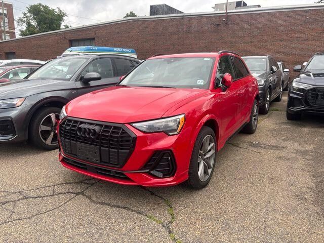 2022 AUDI Q3