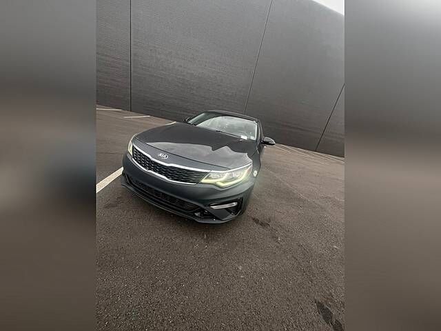 2019 KIA Optima