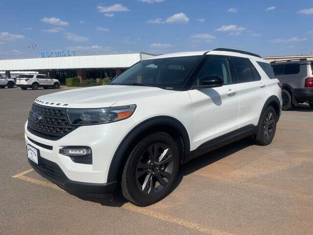 2023 FORD Explorer