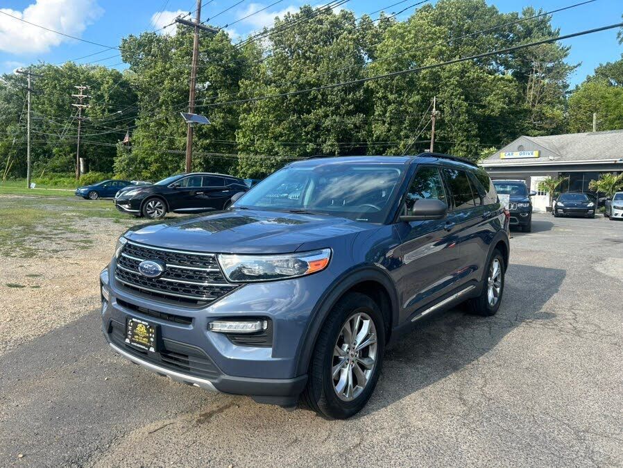 2021 FORD Explorer