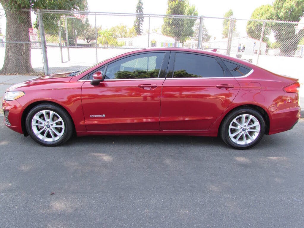 2019 FORD Fusion