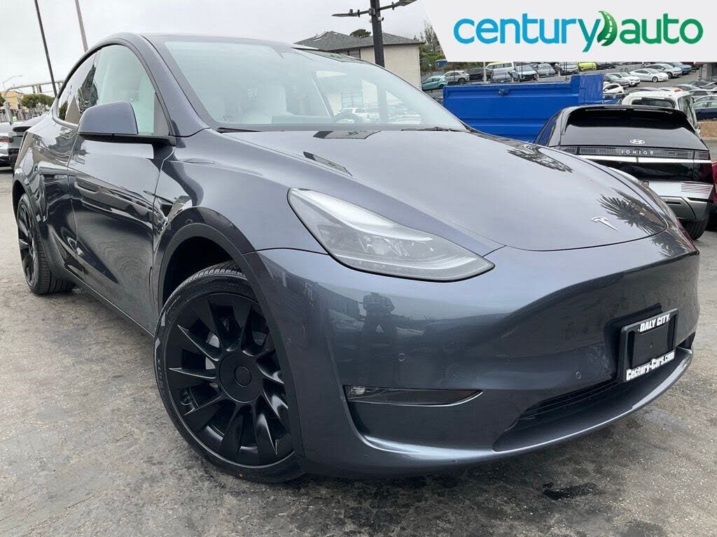 2022 TESLA Model Y