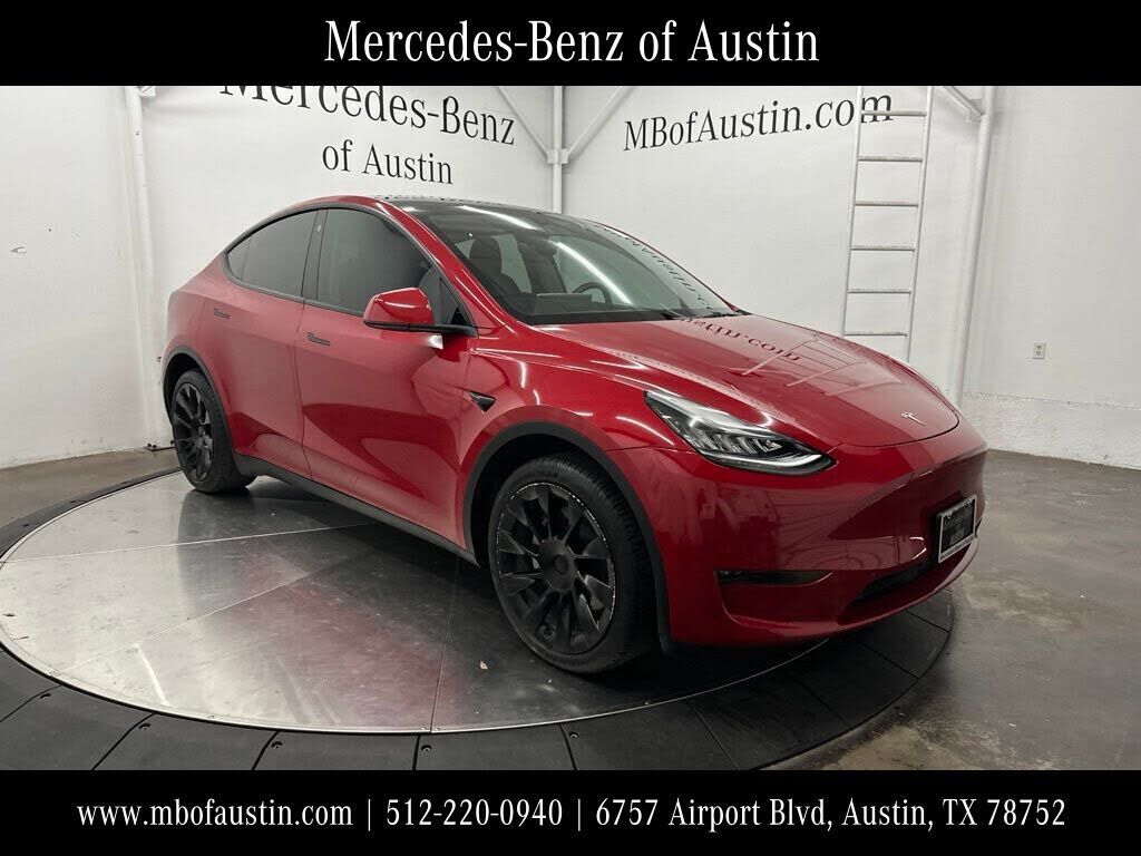 2023 TESLA Model Y