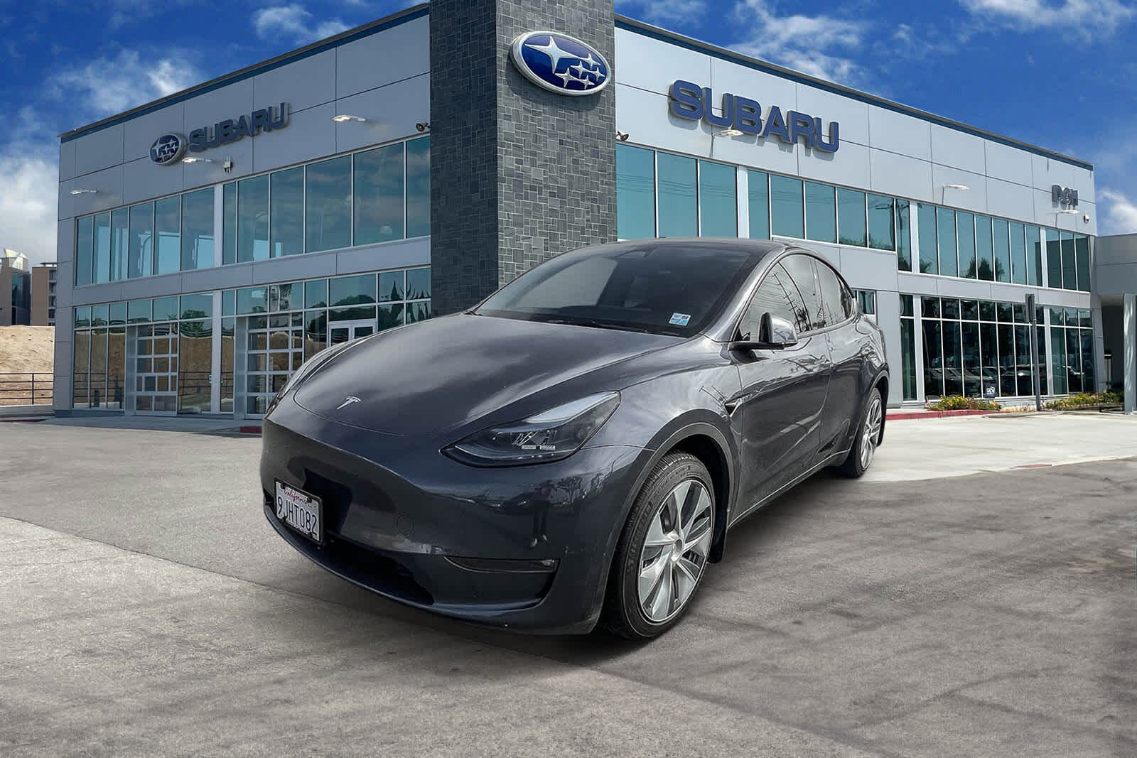 2023 TESLA Model Y
