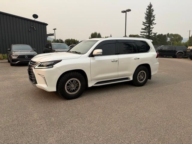 2017 LEXUS LX