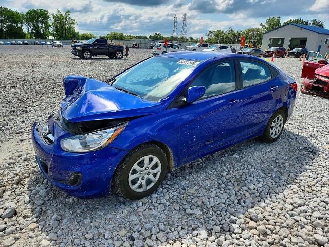 2012 HYUNDAI Accent