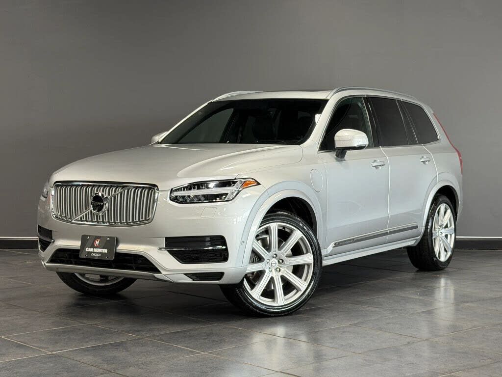 2017 VOLVO XC90