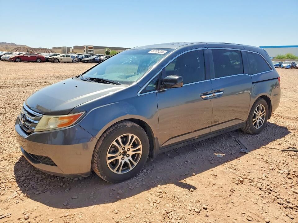 2013 HONDA Odyssey