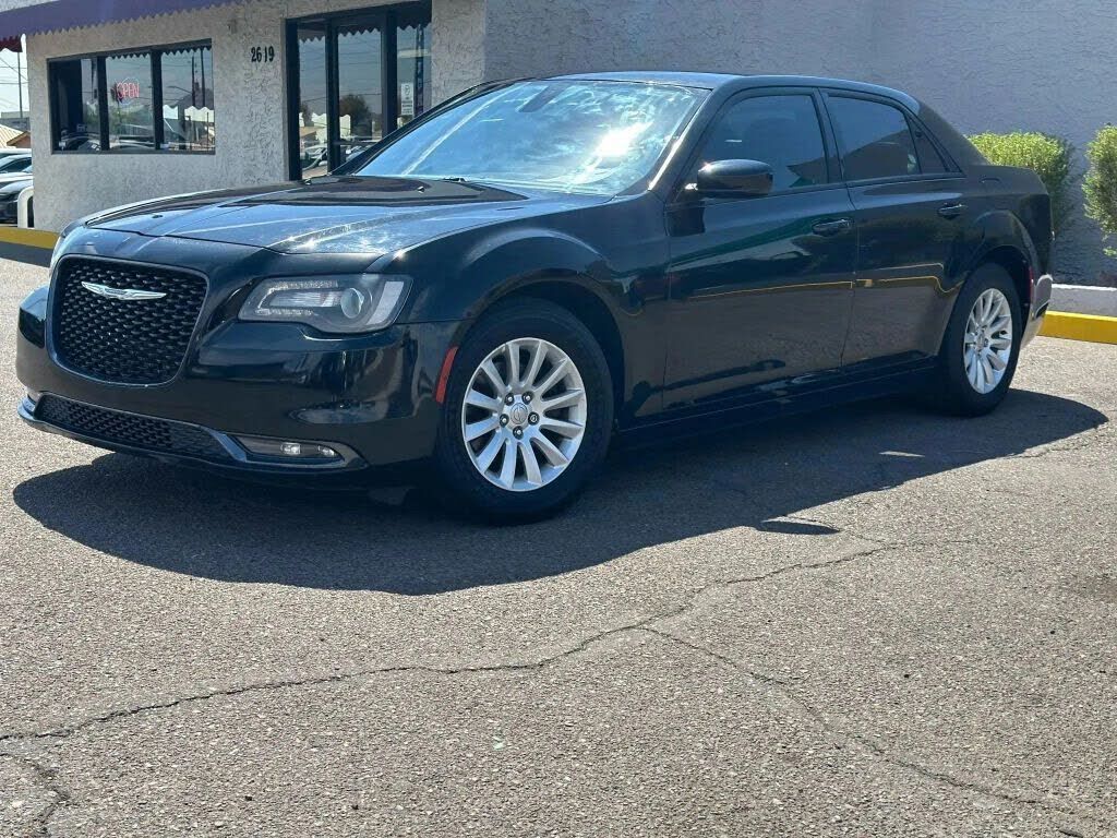 2018 CHRYSLER 300