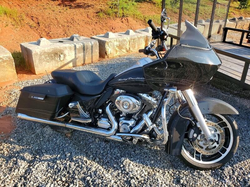 2012 HARLEY DAVIDSON Road Glide Custom 103