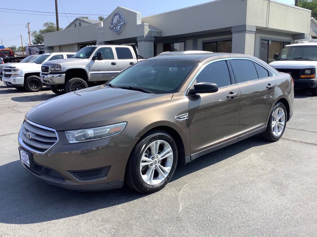 2016 FORD Taurus