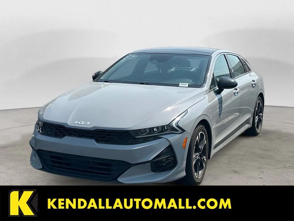 2022 KIA K5
