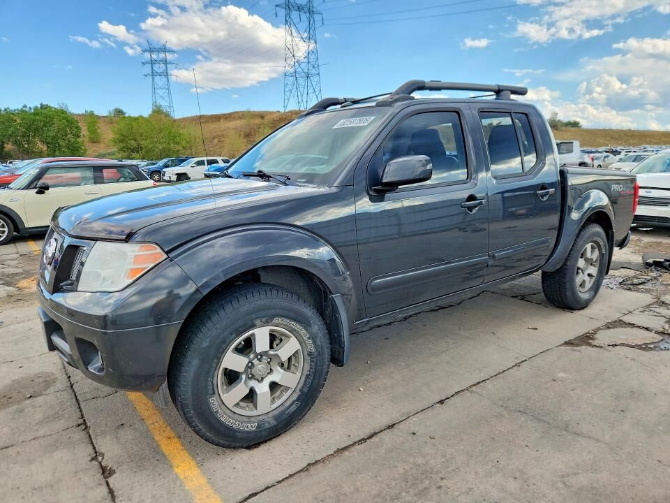 2012 NISSAN Frontier