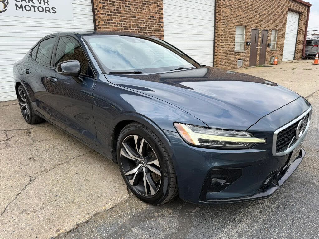 2019 VOLVO S60