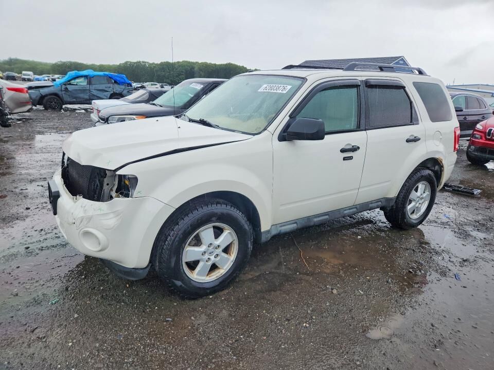 2010 FORD Escape