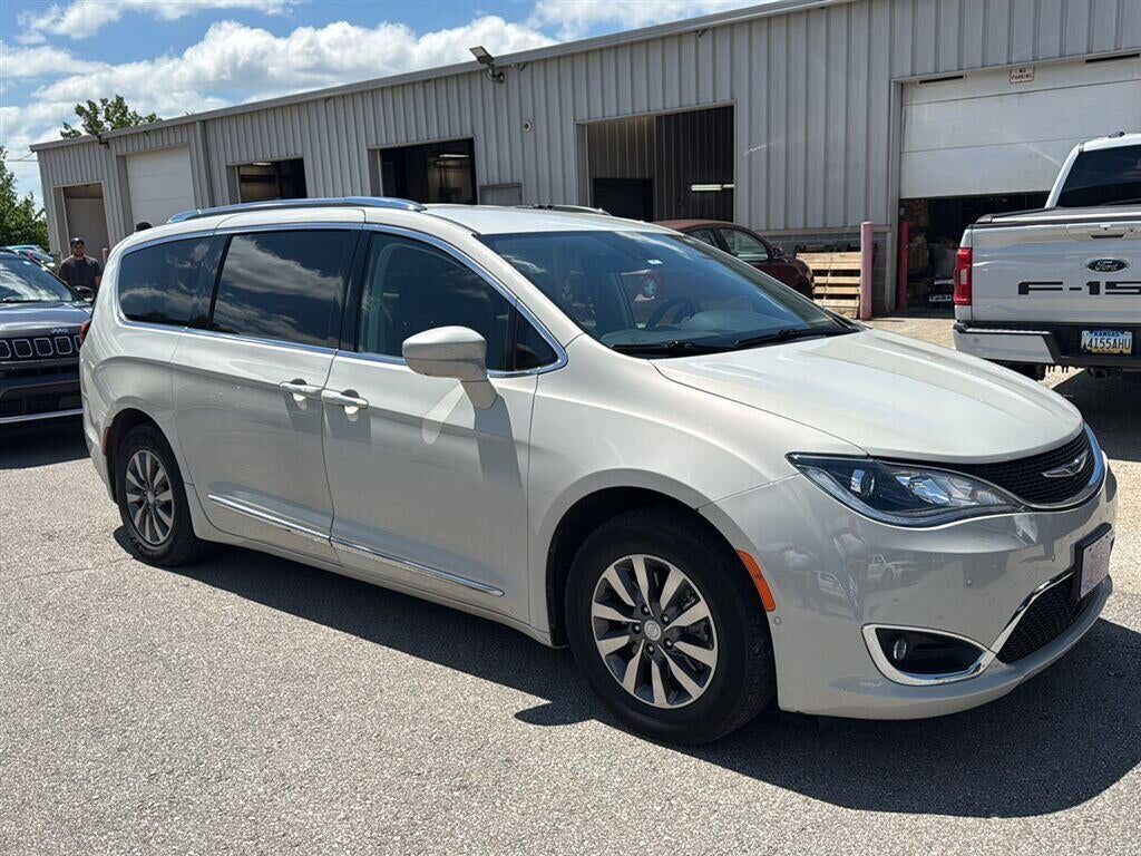 2020 CHRYSLER Pacifica