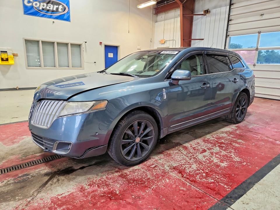 2010 LINCOLN MKT