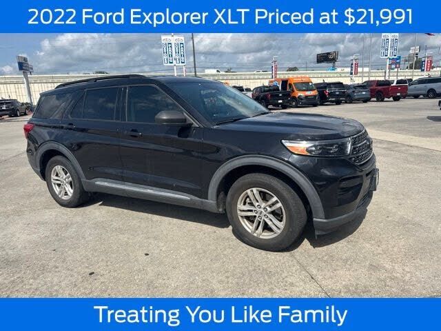 2022 FORD Explorer