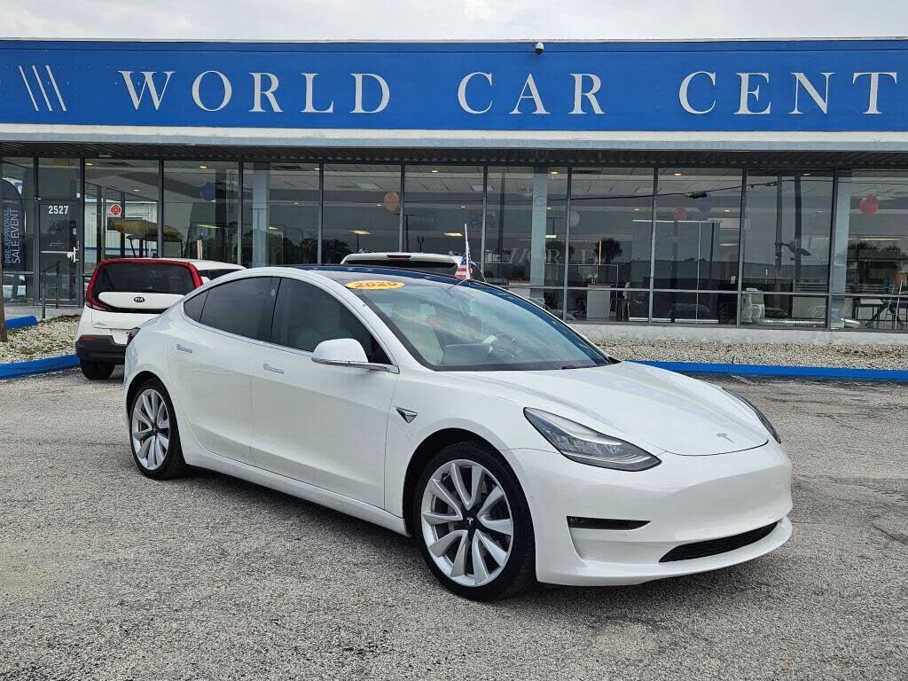 2020 TESLA Model 3