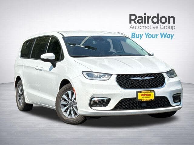 2023 CHRYSLER Pacifica