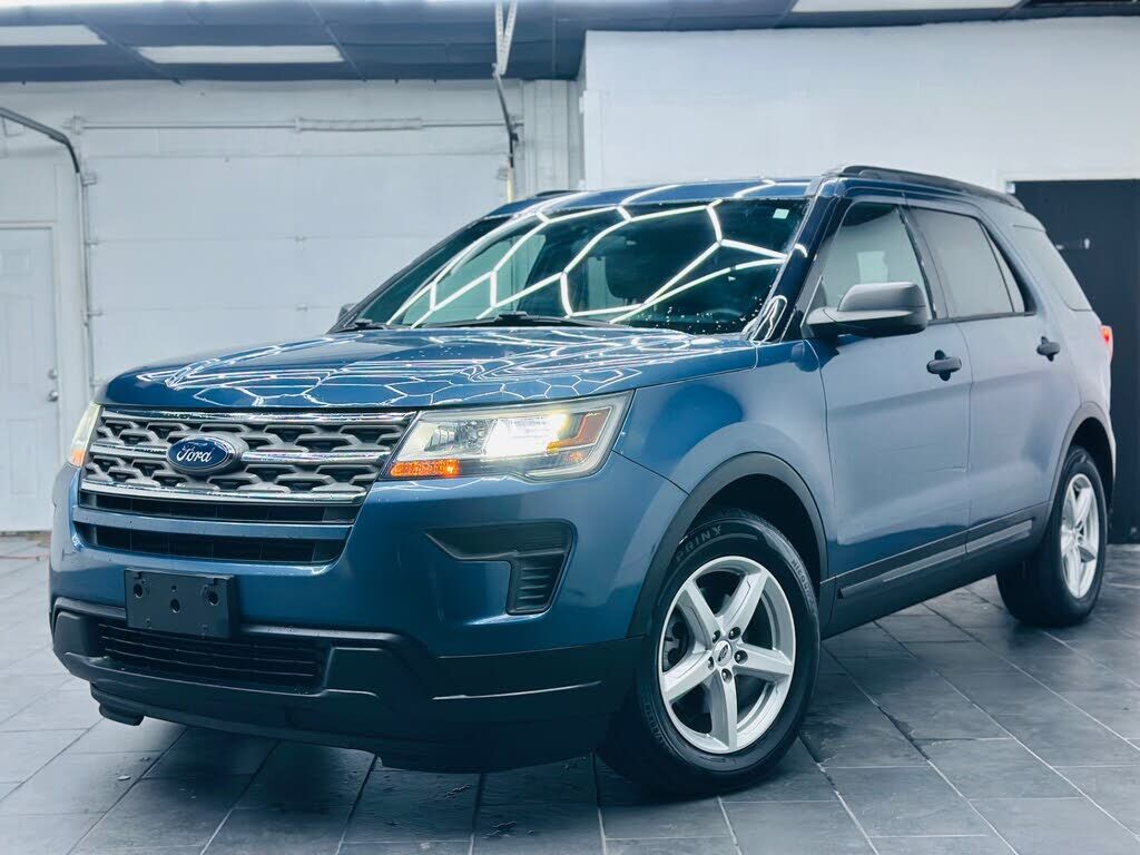 2018 FORD Explorer