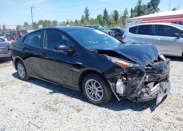 2019 TOYOTA PRIUS