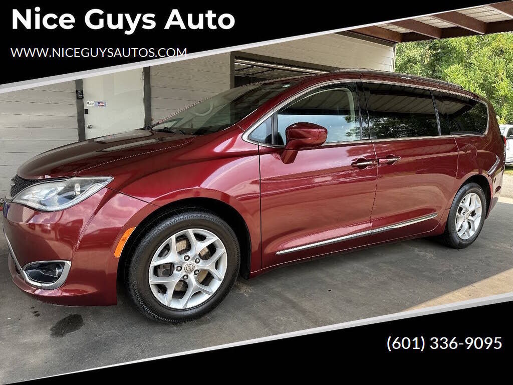 2020 CHRYSLER Pacifica
