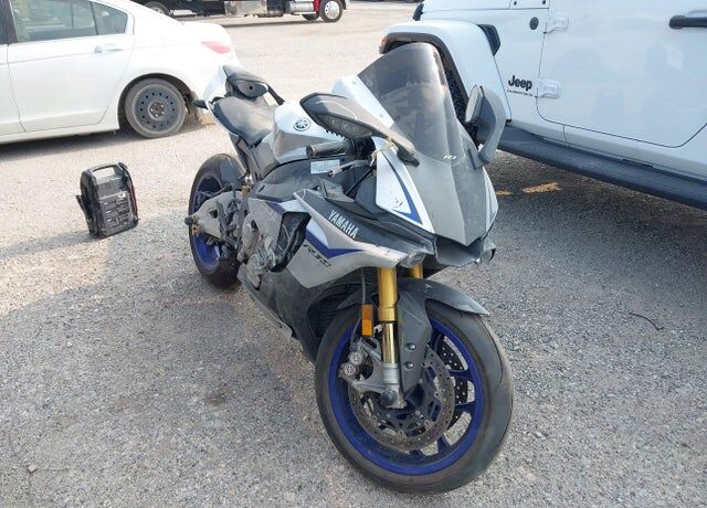 2015 YAMAHA YZF