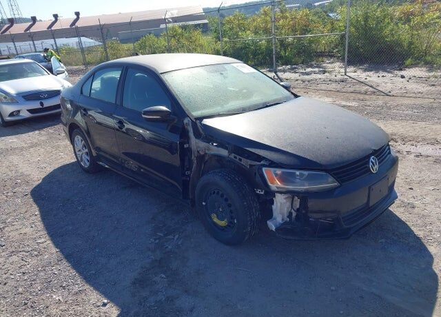 2012 VOLKSWAGEN Jetta