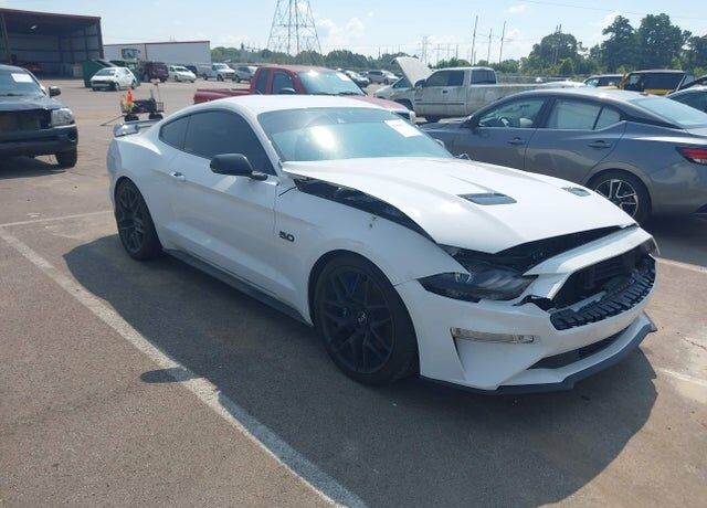 2021 FORD Mustang