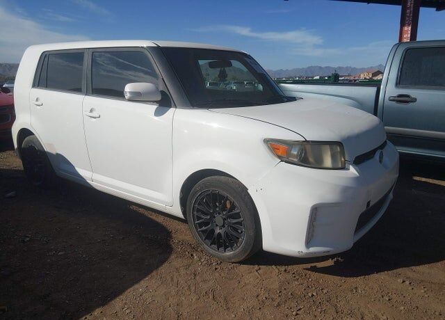 2013 TOYOTA SCION