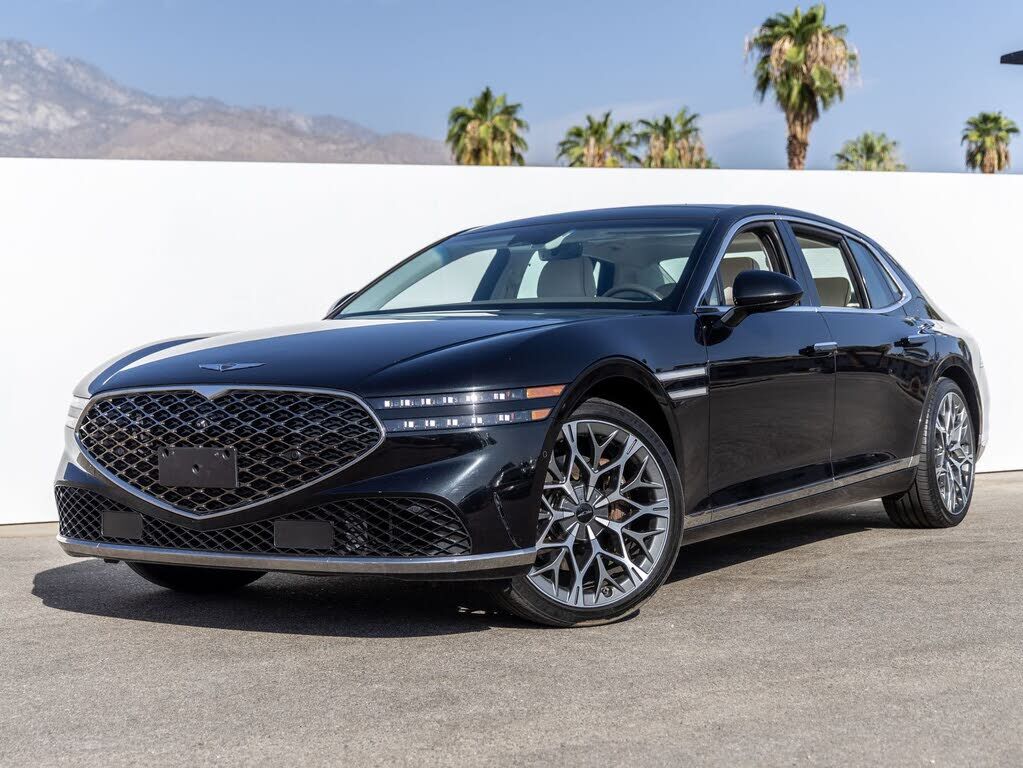 2023 GENESIS G90