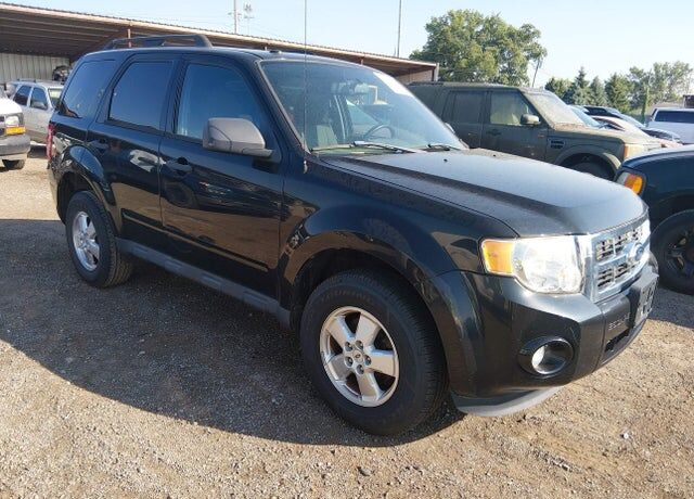 2011 FORD Escape