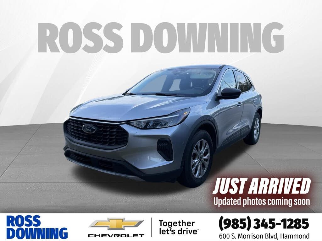 2024 FORD Escape