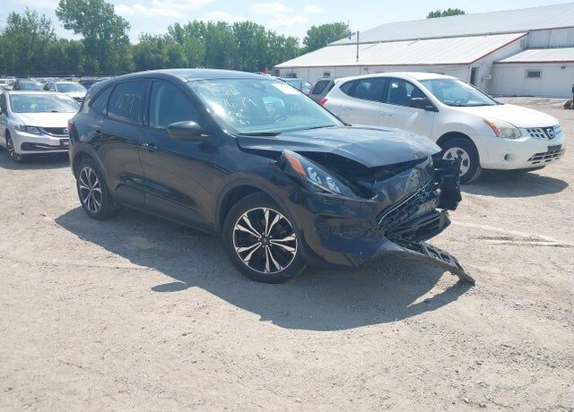 2022 FORD Escape
