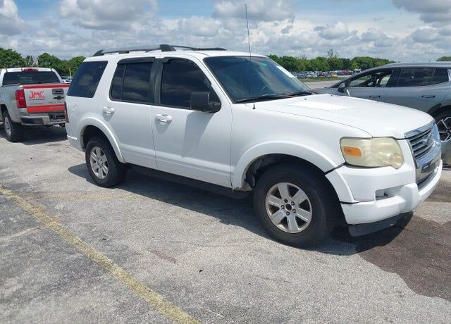2010 FORD Explorer