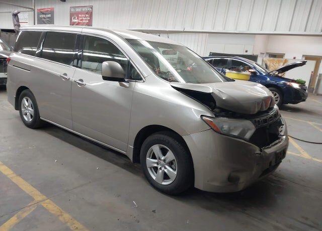 2013 NISSAN Quest