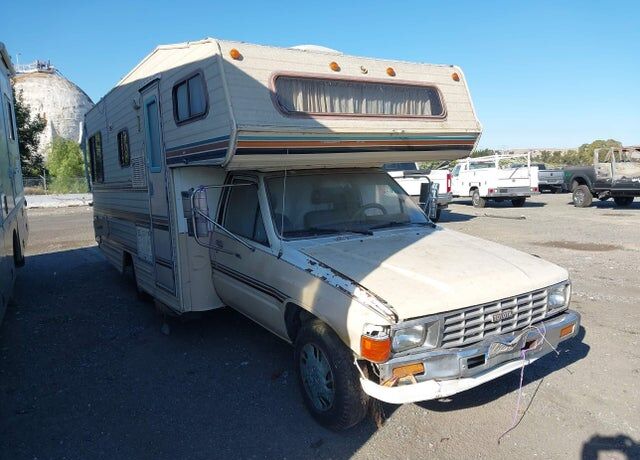 1985 TOYOTA Pick-Up