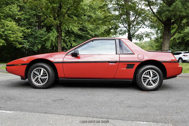 1985 PONTIAC Fiero