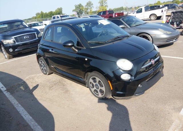 2015 FIAT 500