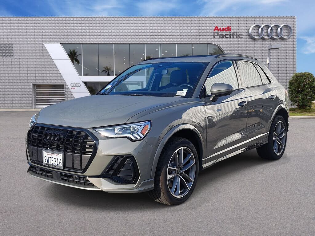 2025 AUDI Q3