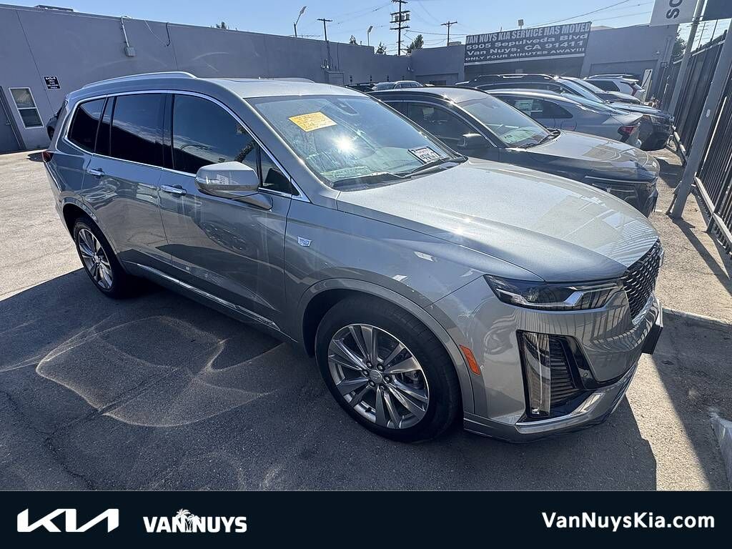 2023 CADILLAC XT6