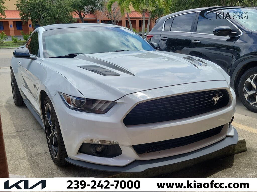 2017 FORD Mustang