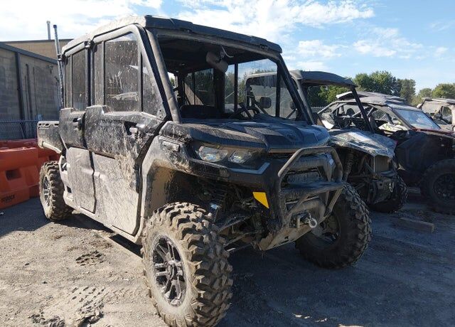 2025 CAN-AM Defender/Traxter