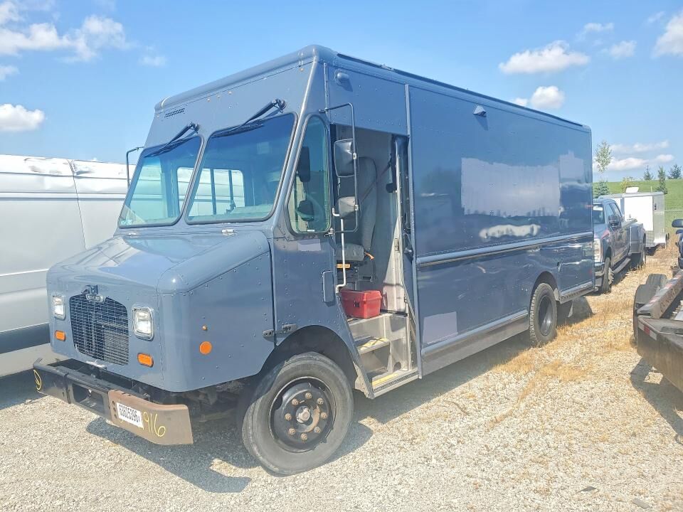 2021 FREIGHTLINER MT 45G Front Gasoline Engine Walk in Van Chassis