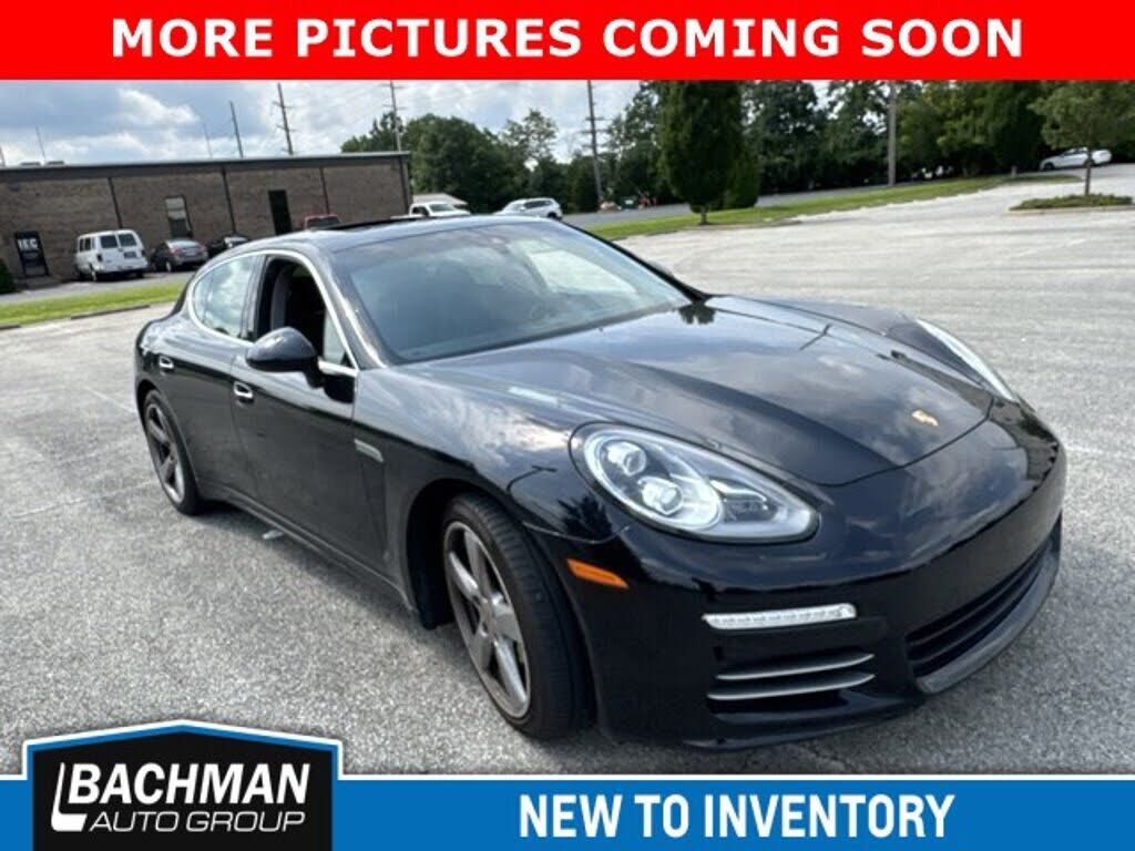 2016 PORSCHE Panamera