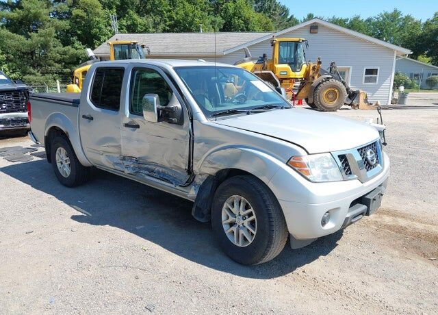 2017 NISSAN Frontier