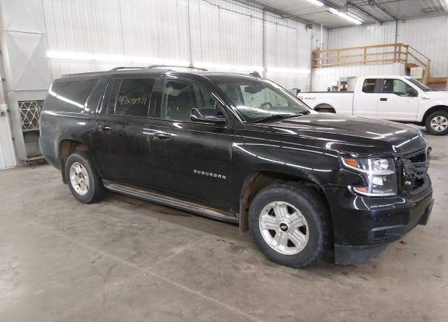 2016 CHEVROLET Suburban