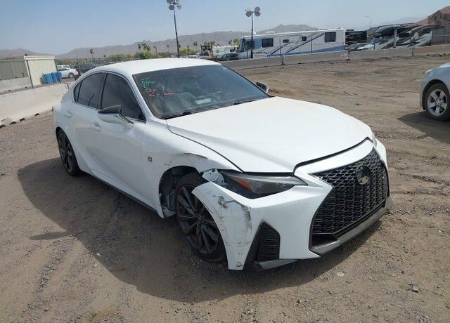 2021 LEXUS IS